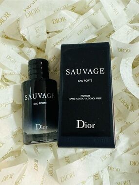 Dior Sauvage Eau Forte - Black Bottle with Black Box 10ml Travel size
